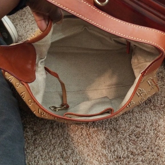 Dooney & Bourke purse - Picture 3 of 3